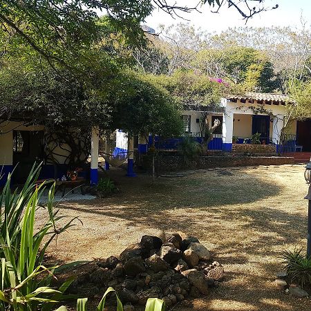 Casa De La Cascada Guest House Tepoztlan Exterior photo